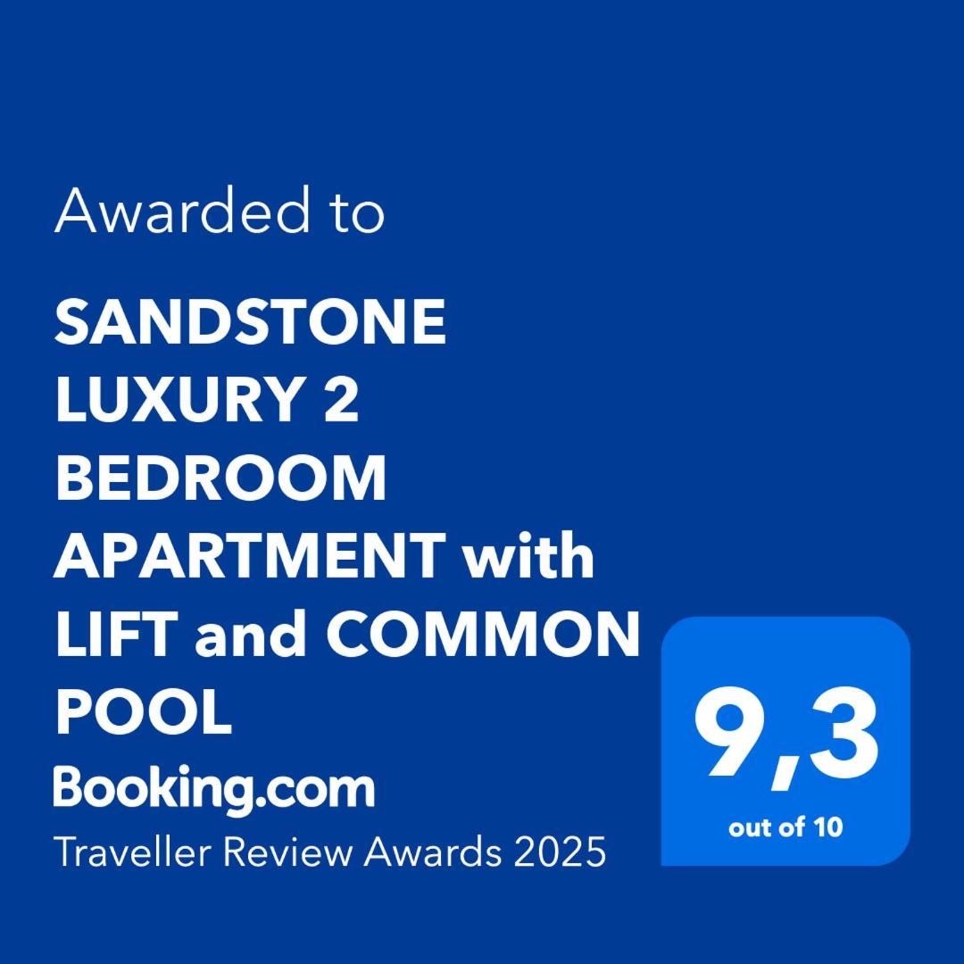 Sandstone Luxury 2 Bedroom Apartment With Lift And Common Pool Flic en Flac Exterior photo